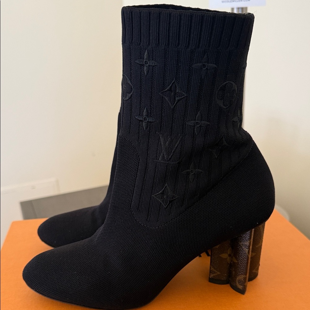 Louis Vuitton Black Heeled Boots with Monogram Detail